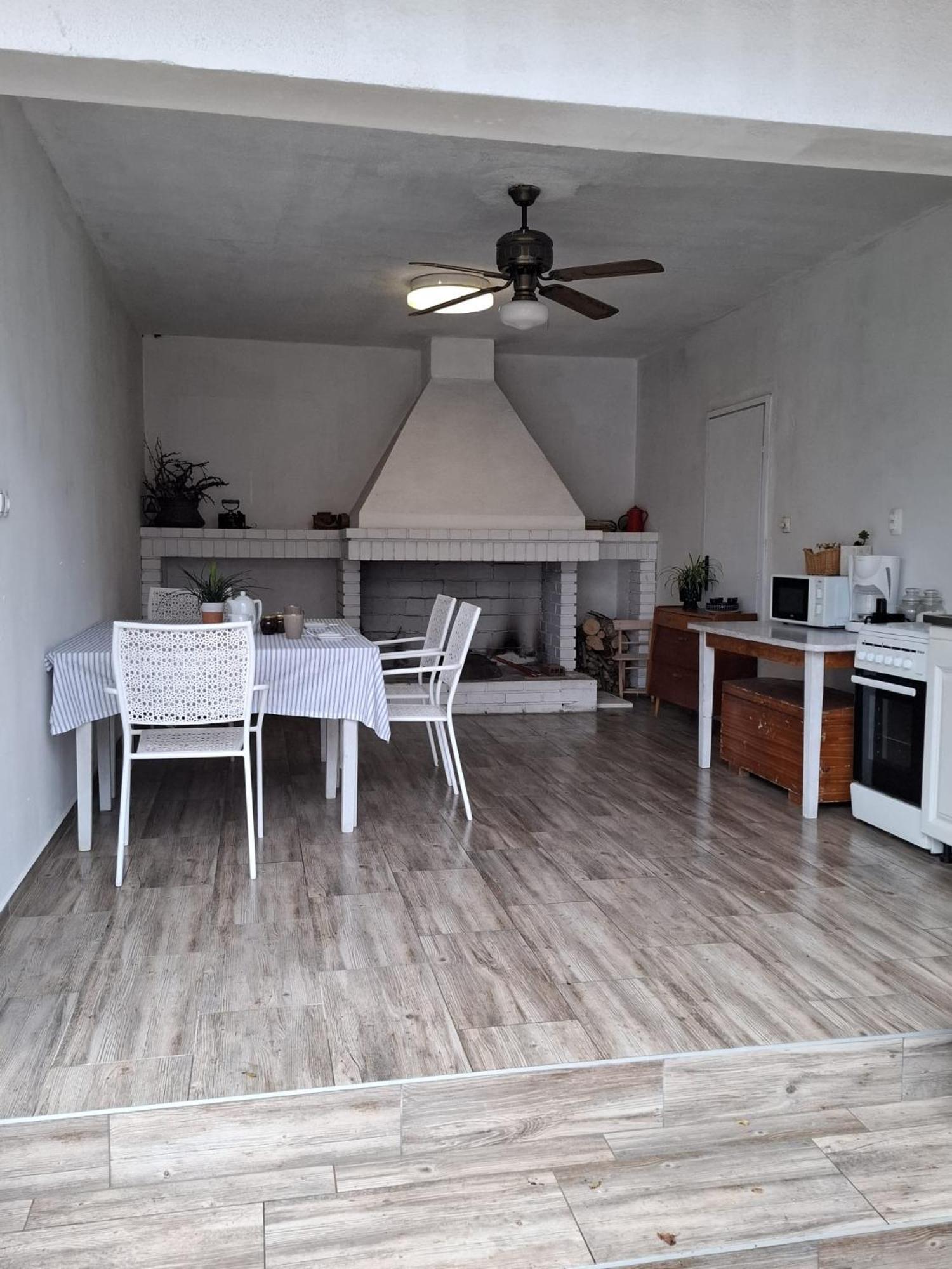 Guest House Ero Sukošan 외부 사진